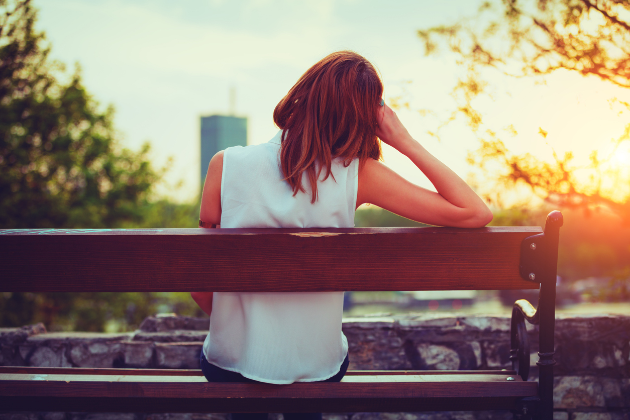 woman feeling depression during the summer doldrums