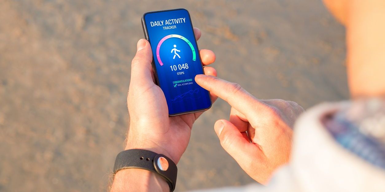 tracking steps on a phone app