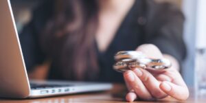 woman using fidget tool for adhd