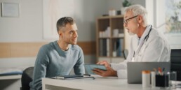 doctor discusses treatment plan to reduce overdose risk